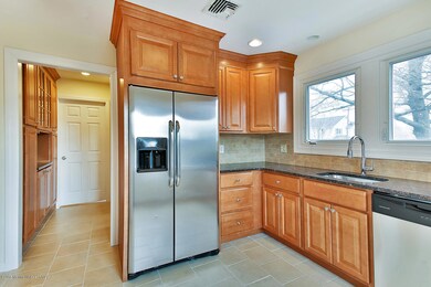 40 Cedar Ave, North Middletown, NJ 07748 - photo 6