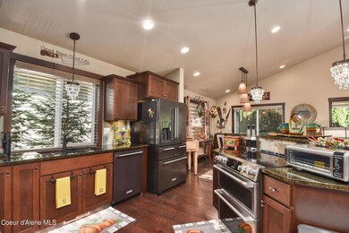 6-web-or-mls-Kitchen-2