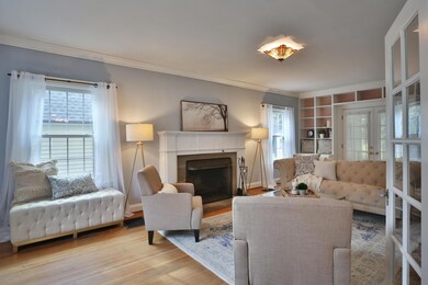 258 Brevoort Rd, Columbus, OH 43214 - photo 7