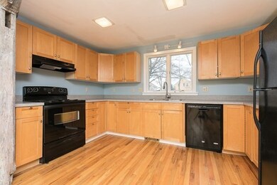 15 Lemon St unit 2, Salem, MA 01970 - photo 6