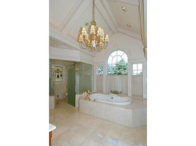Master Bath/Spa. It also features a separate showe