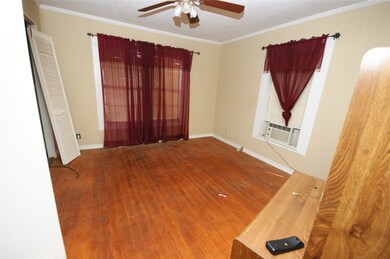 1300 W Dumble St, Alvin, TX 77511 - photo 6