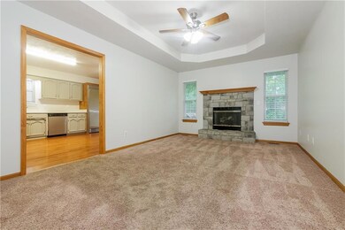 508 S Huntsman Blvd, Raymore, MO 64083 - photo 2