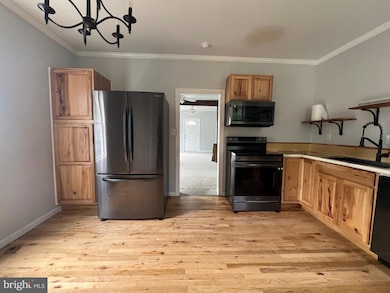 8156 Rocky Ridge Rd unit B, Thurmont, MD 21788 - photo 3