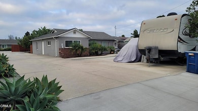 838 E Stroube St, Oxnard, CA 93036 - photo 6