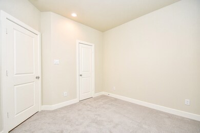 2307 Warhol Way, Houston, TX 77091 - photo 7