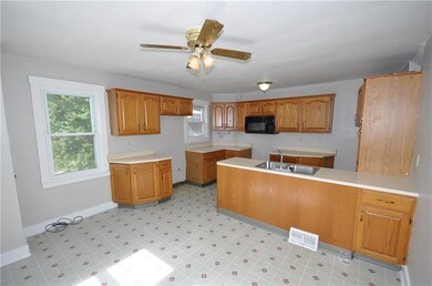 344 Clarence St, Pittsburgh, PA 15211 - photo 6