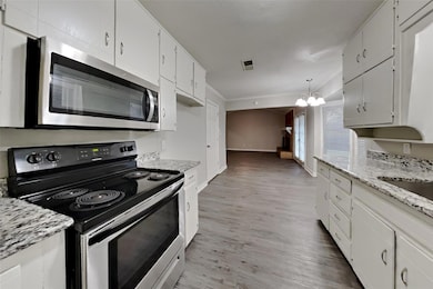 1113 Atlanta Dr, Bedford, TX 76022 - photo 5