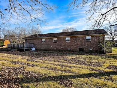 1313 Robinwood Dr, Shelbyville, TN 37160 - photo 3