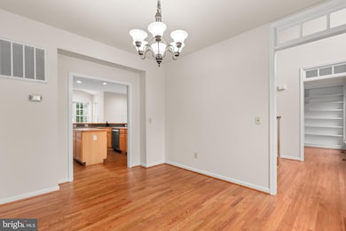 1010 Roberts Ct, Fredericksburg, VA 22401 - photo 7