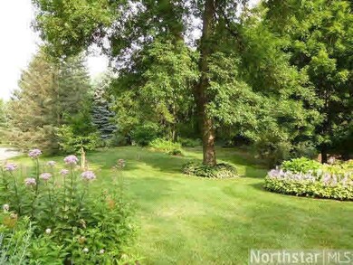 17706 Susan Dr, Minnetonka, MN 55345 - photo 3