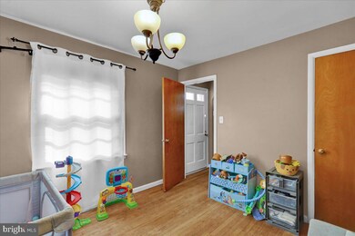 3403 Stoudts Ferry Bridge Rd, Reading, PA 19605 - photo 6