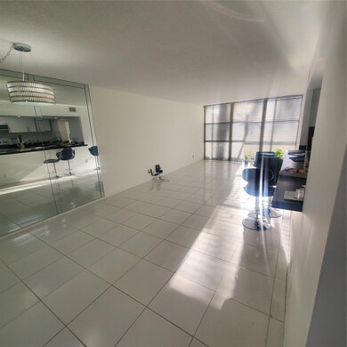 800 Parkview Dr unit 103, Hallandale Beach, FL 33009 - photo 2