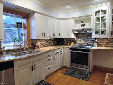 6810 Kepler Rd, New Franklin, OH 44216 - photo 6