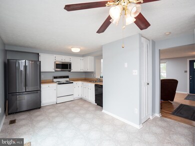 313 Delmar Ct, Abingdon, MD 21009 - photo 6