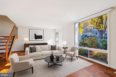 5005 Battery Ln unit 1, Bethesda, MD 20814 - photo 3