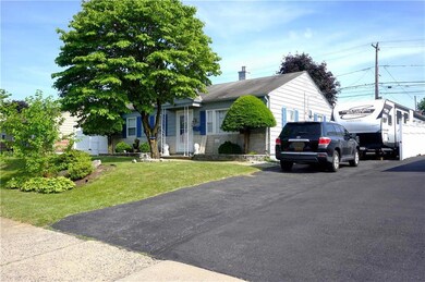 Can Park up to 4 cars in driveway.