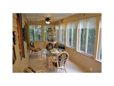 4-Seasons Porch/Room.