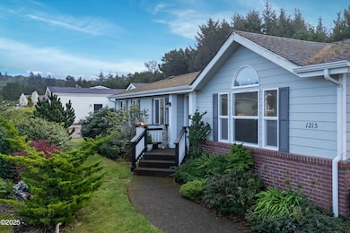 1215 SW Ocean Hills Dr, Waldport, OR 97394 - photo 3