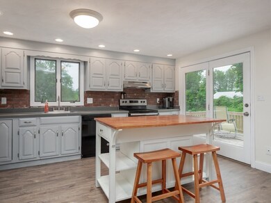 28 Forest St, Dunstable, MA 01827 - photo 5