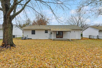1052 Linhof Rd, Wilmington, OH 45177 - photo 5