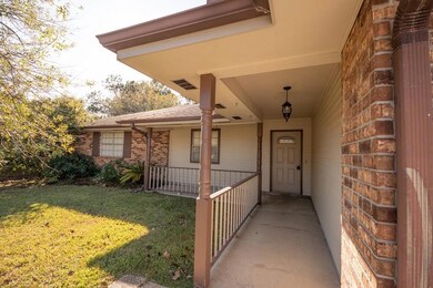 709 S Lake Caddo Ct, Slidell, LA 70461 - photo 2