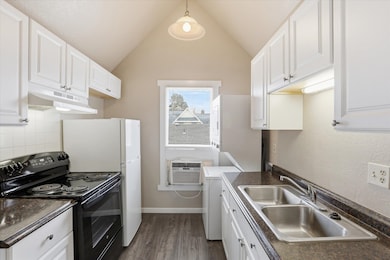 312 E Baldwin Ave, Spokane, WA 99207 - photo 7