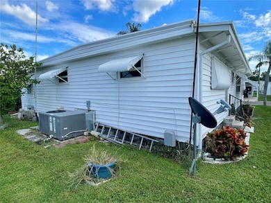 34455 Hibiscus Dr N, Pinellas Park, FL 33781 - photo 4