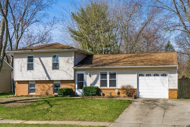 004 667 Mistletoe St Columbus