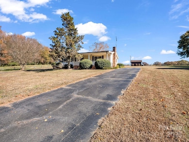 1640 Lithia Springs Rd, Shelby, NC 28150 - photo 5