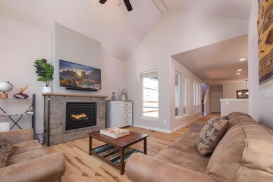 20482 Del Coco Ct, Bend, OR 97702 - photo 6