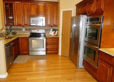 1074 Cherry Bud Dr, Columbus, OH 43228 - photo 5