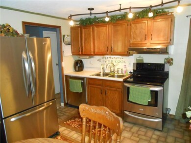 507 Mckinley Rd, Saint Marys, OH 45885 - photo 3