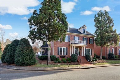 306 Cross Vine Ln, Greensboro, NC 27455 - photo 2