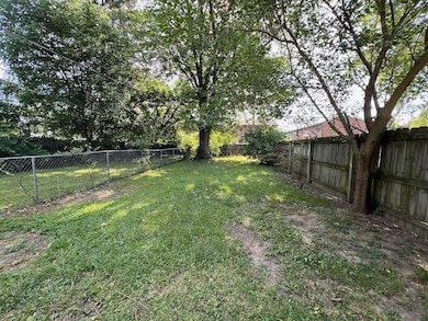 88-90 N Waverly St, Columbus, OH 43213 - photo 4