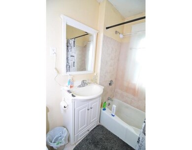 11 Endicott Ave unit 3, Somerville, MA 02144 - photo 6