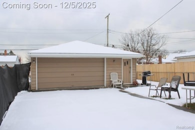 3031 23rd St, Wyandotte, MI 48192 - photo 4