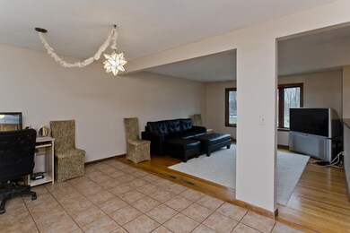 144 Hendom Dr, Feeding Hills, MA 01030 - photo 4