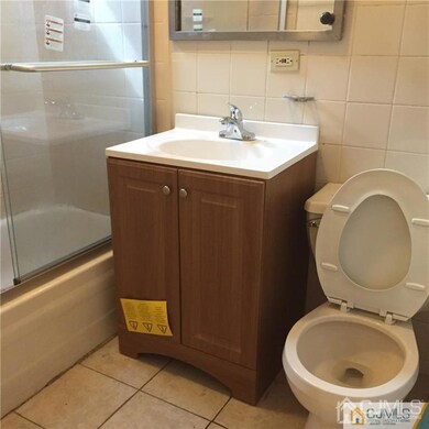 11 Salem Ave unit 2nd F, Carteret, NJ 07008 - photo 5