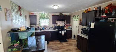 12130 S US Highway 41 unit 186, Gibsonton, FL 33534 - photo 5