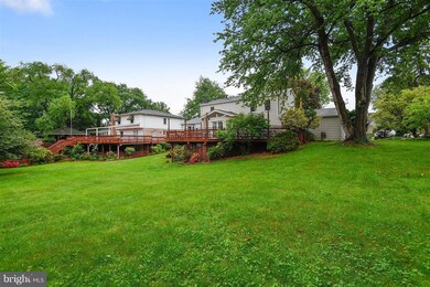 9420 Old Courthouse Rd, Vienna, VA 22182 - photo 2