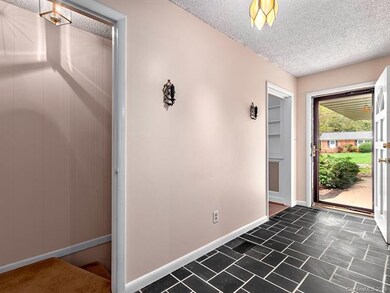 27 Braddock Way, Asheville, NC 28803 - photo 2