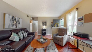 13-web-or-mls-Confederate Place Dr 8524-