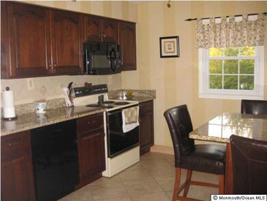 207 Tanglewood Ct, Middletown, NJ 07748 - photo 3