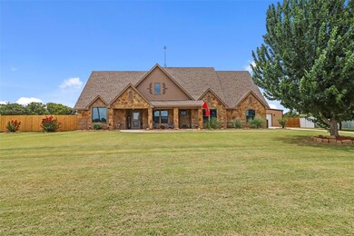 157 Amanda Ln, Springtown, TX 76082 - photo 2