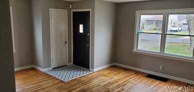 Front Door/Entry