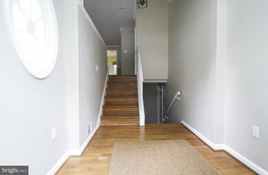 403 Dove Cir SW, Vienna, VA 22180 - photo 3