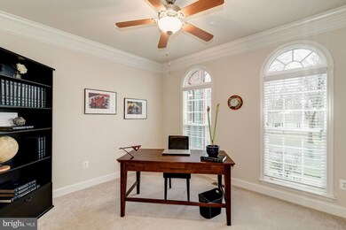 2211 Glenheather Dr, Falls Church, VA 22043 - photo 3