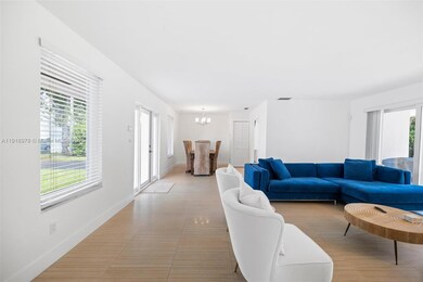 811 Capri St, Coral Gables, FL 33134 - photo 6