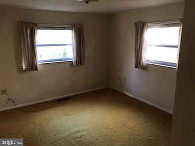 2300 S State St, Dover, DE 19901 - photo 4